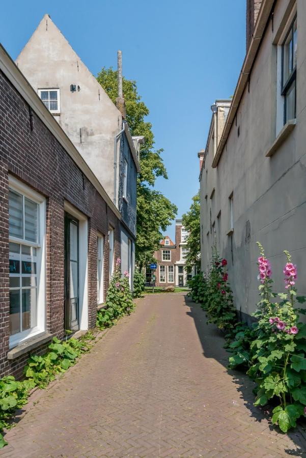 Slapen Bij Van-V Zierikzee Exterior photo
