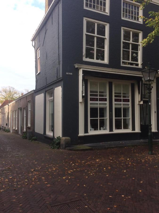 Slapen Bij Van-V Zierikzee Exterior photo